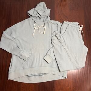 Aerie Light Green Waffle hodded sweater Sz XS, jogger pants size S